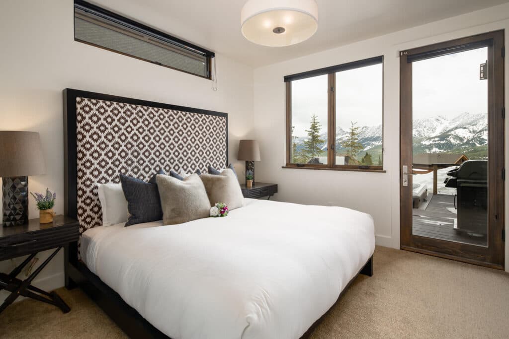 Six Silver Speaks - Image 7