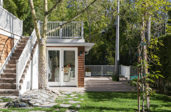 Hillside House - Image 41