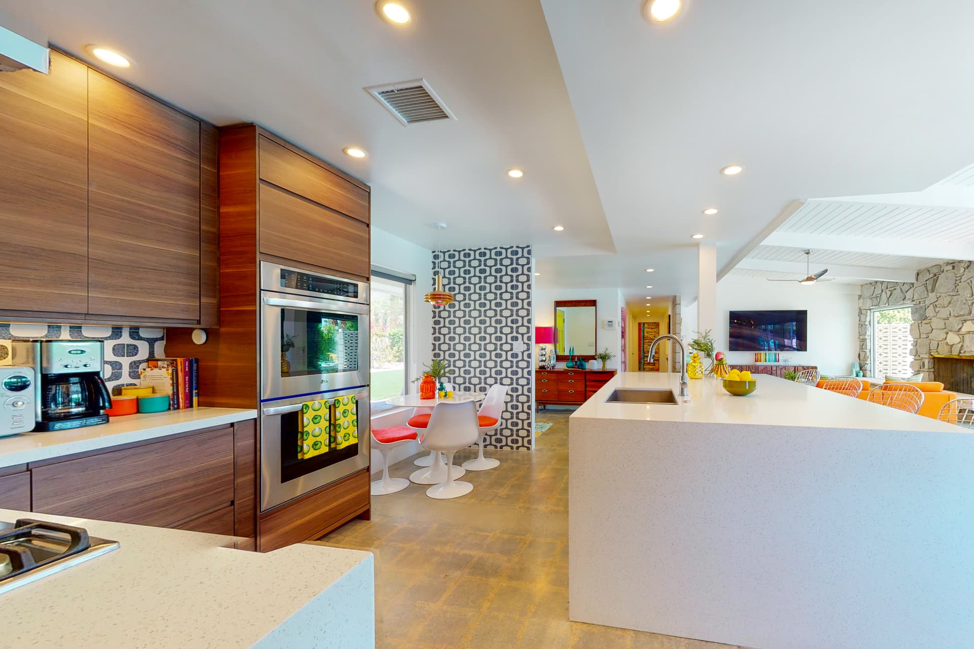 Alexander Stunner Home - Image 8