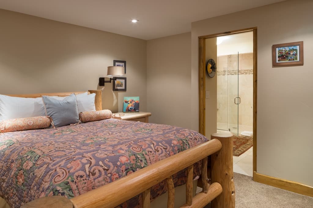 Bluebell Cabin - Image 17