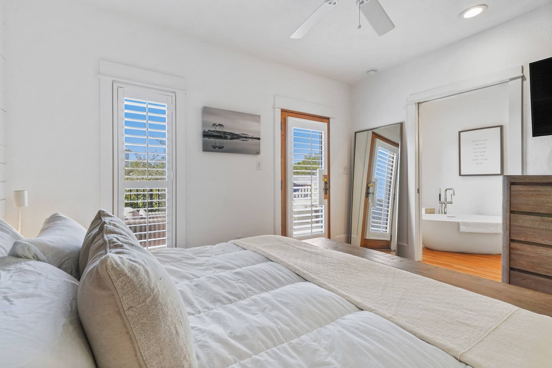 Allora House - Image 17