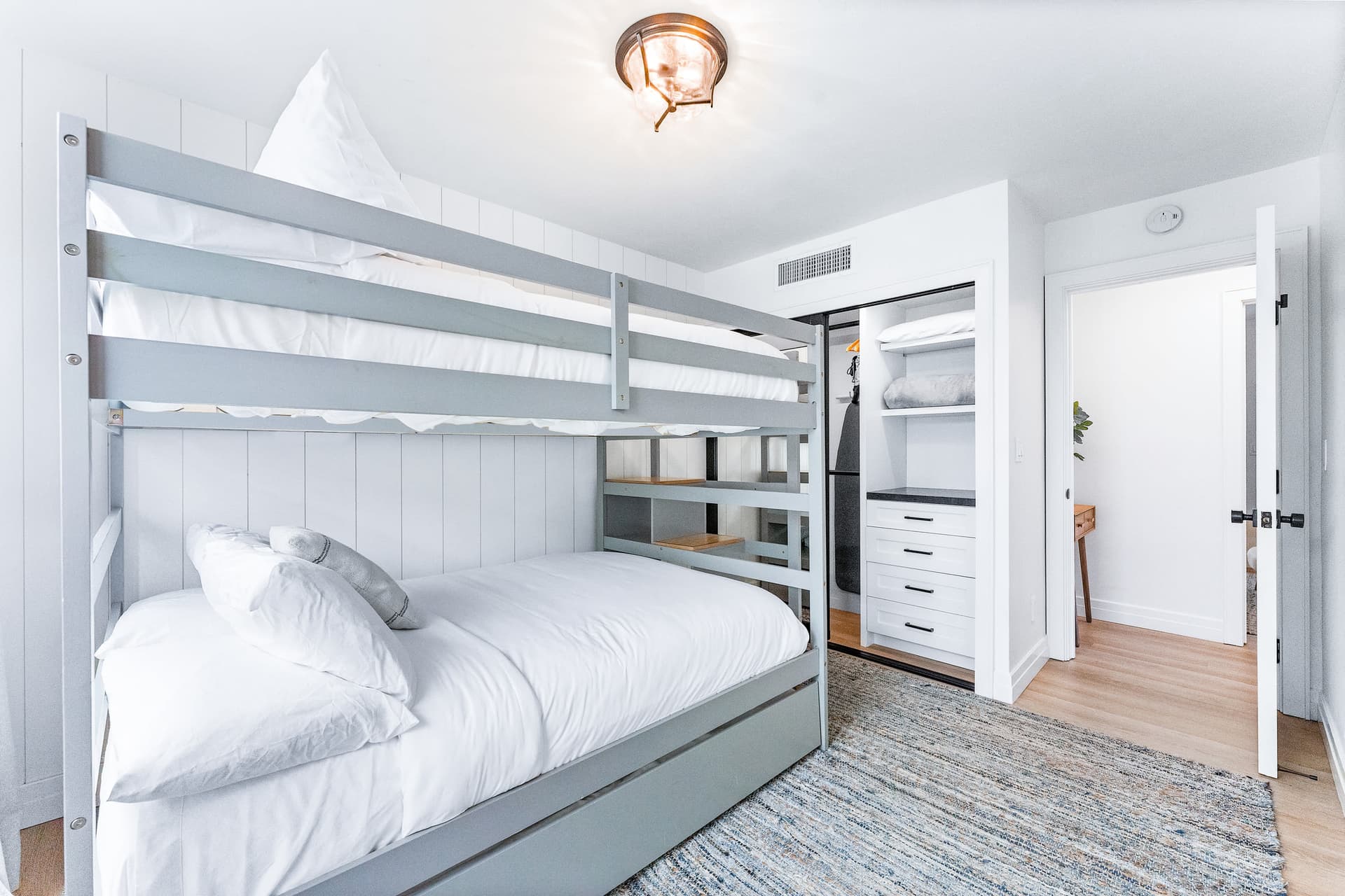 Luxury Oceanfront Right Unit - Image 20