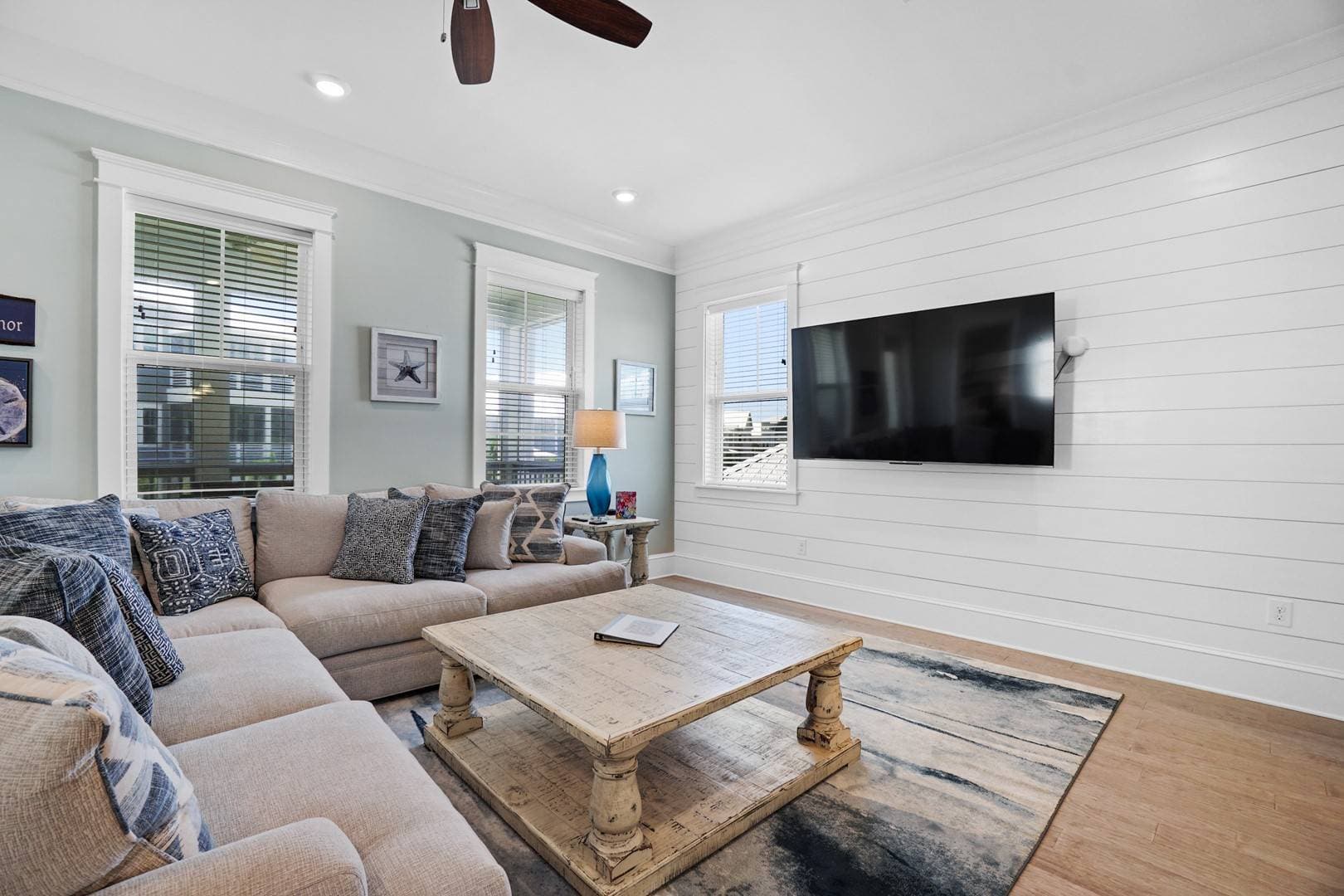 Sand Dollar Manor - Image 4