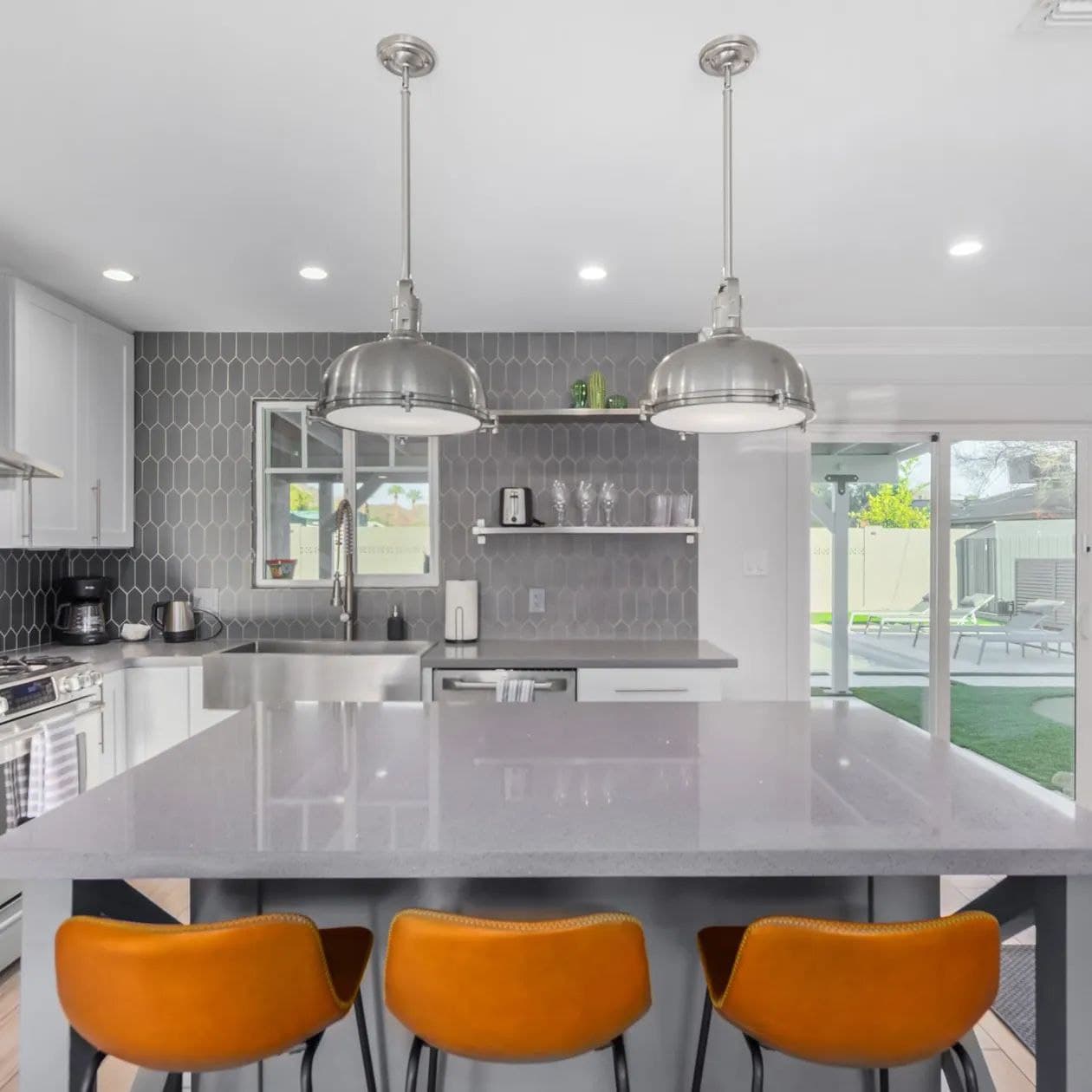 Sunset on 11th - Image 13