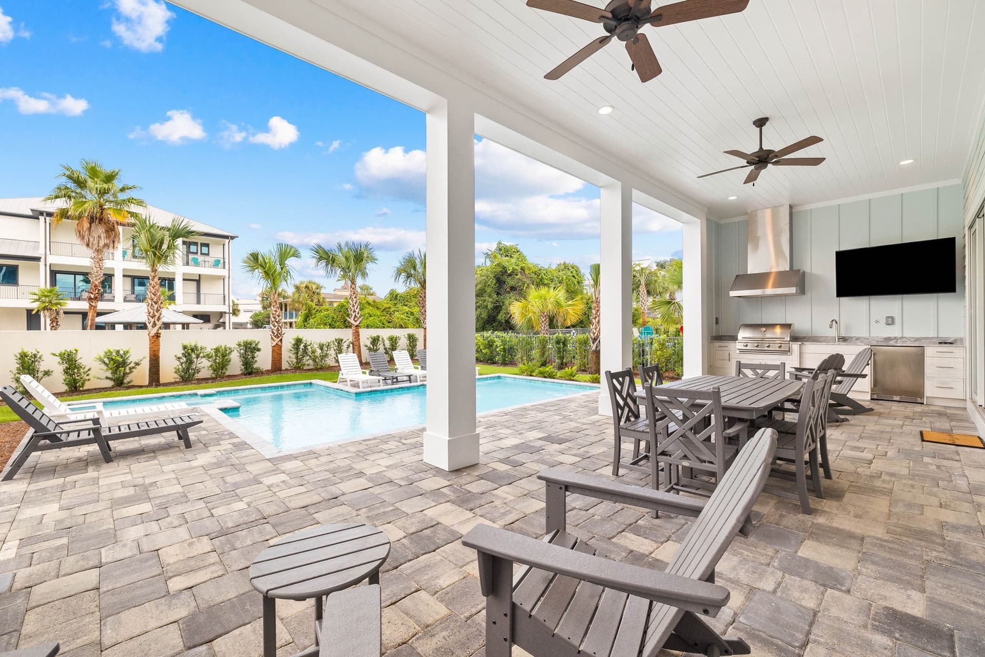 Sandtrapped #2 - Image 2