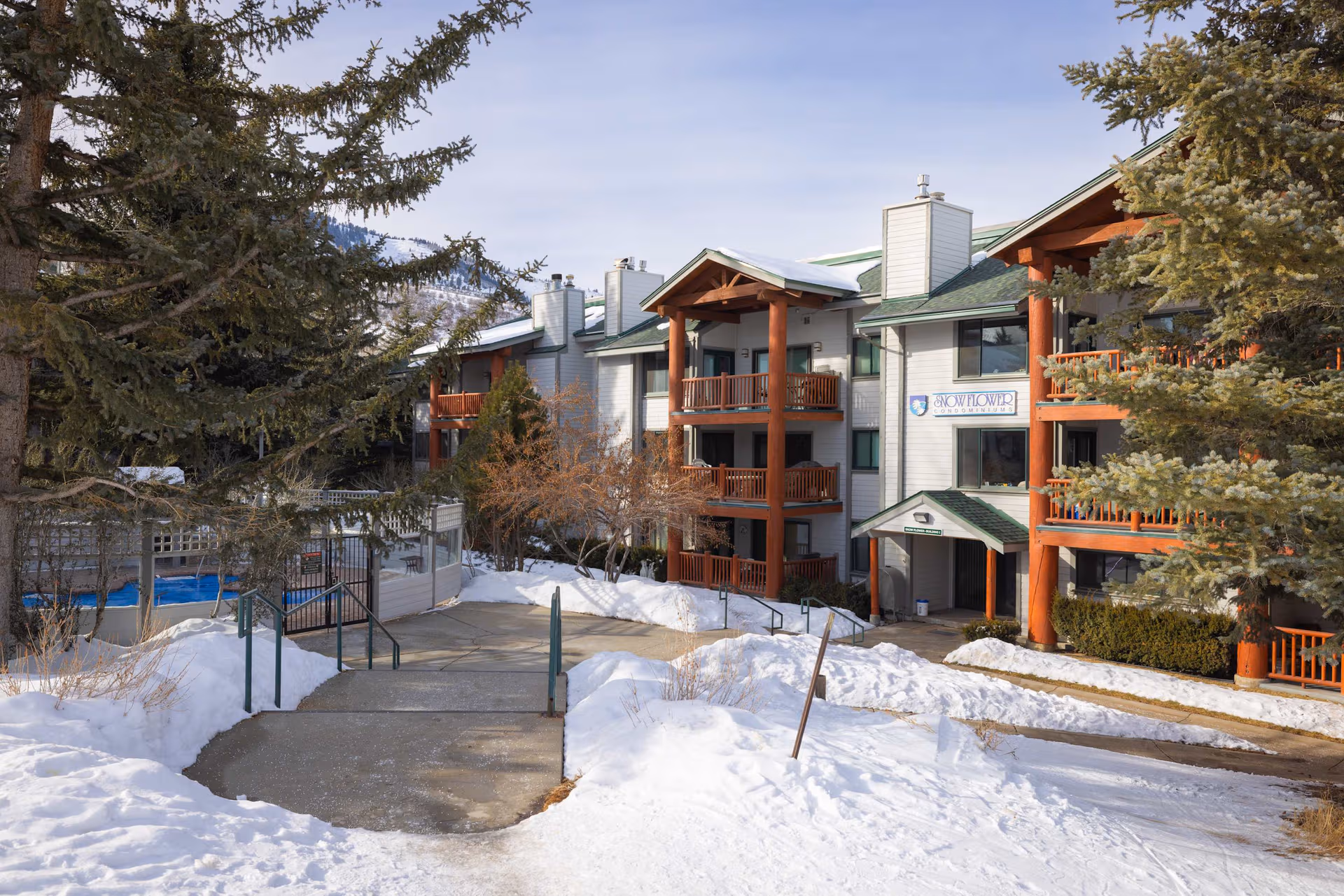 Powder View Chalet - Image 26