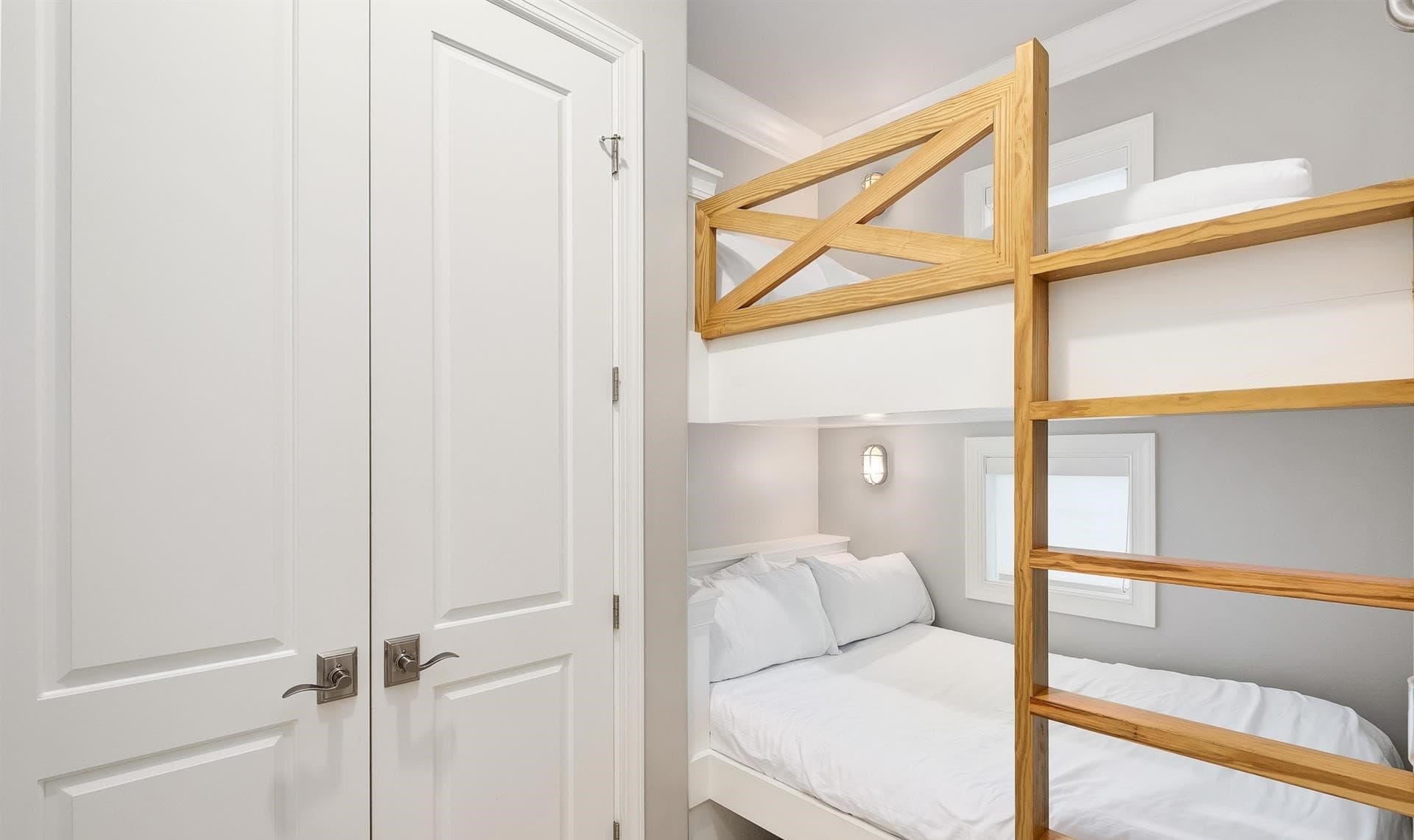 Beachfront Bliss - Image 34