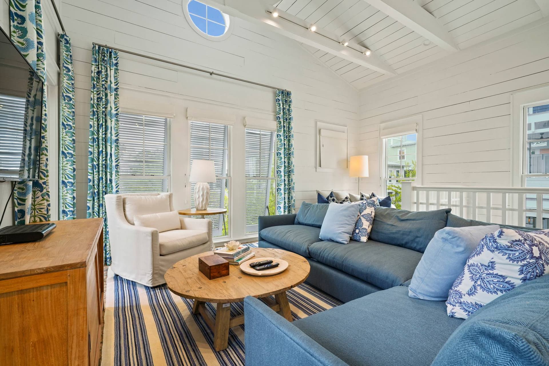 Splendor in the Sand - Image 6