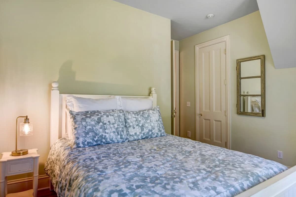 Armstrong Estate - Image 25