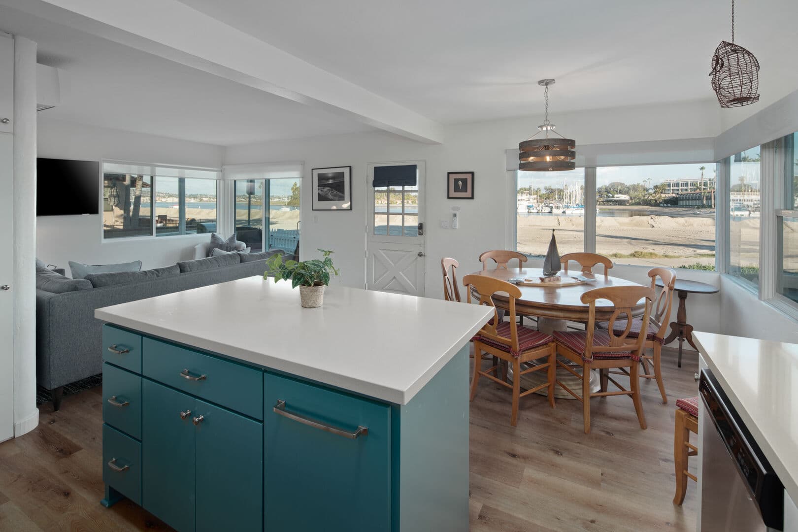 Surf and Bay A Home - Image 6