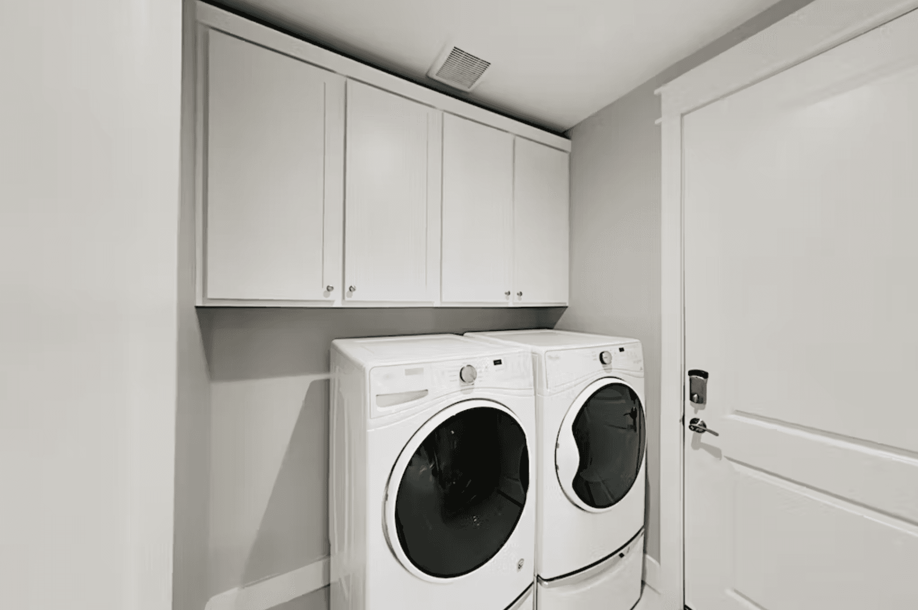 Parrots Cove - Image 28