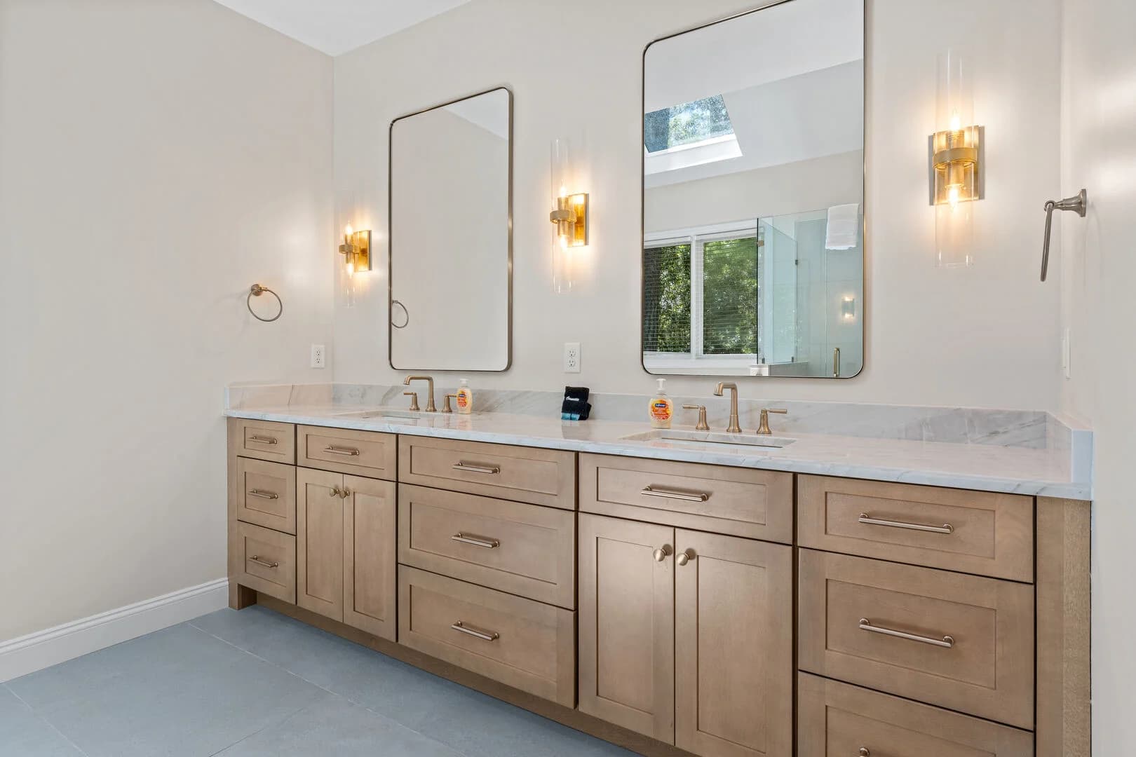 Southern Charm Retreat - Image 27