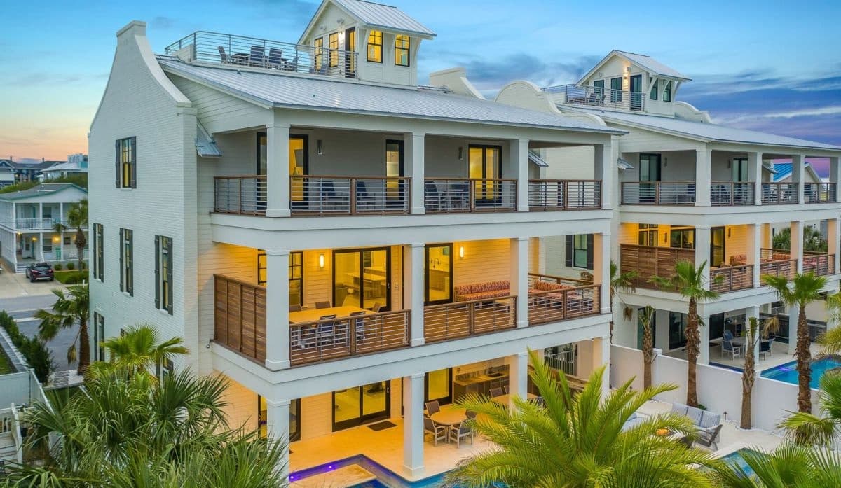 Sapphire Shores - Image 76