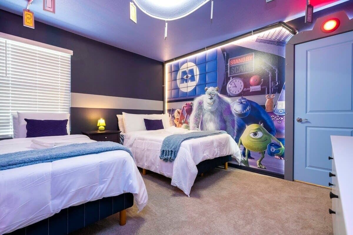 Windsor Island #4458 - Image 20