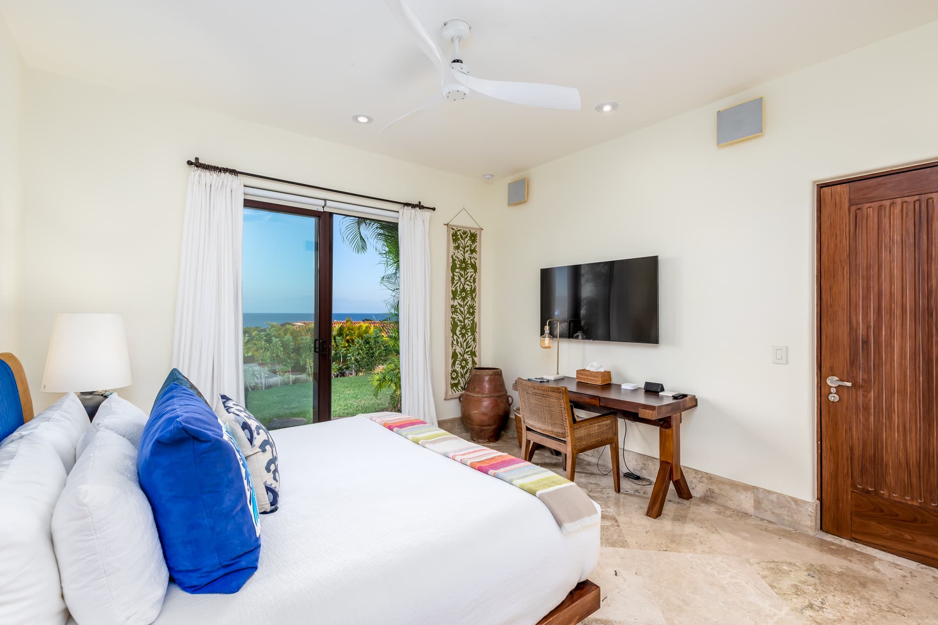 Casa de las Aves - Image 44