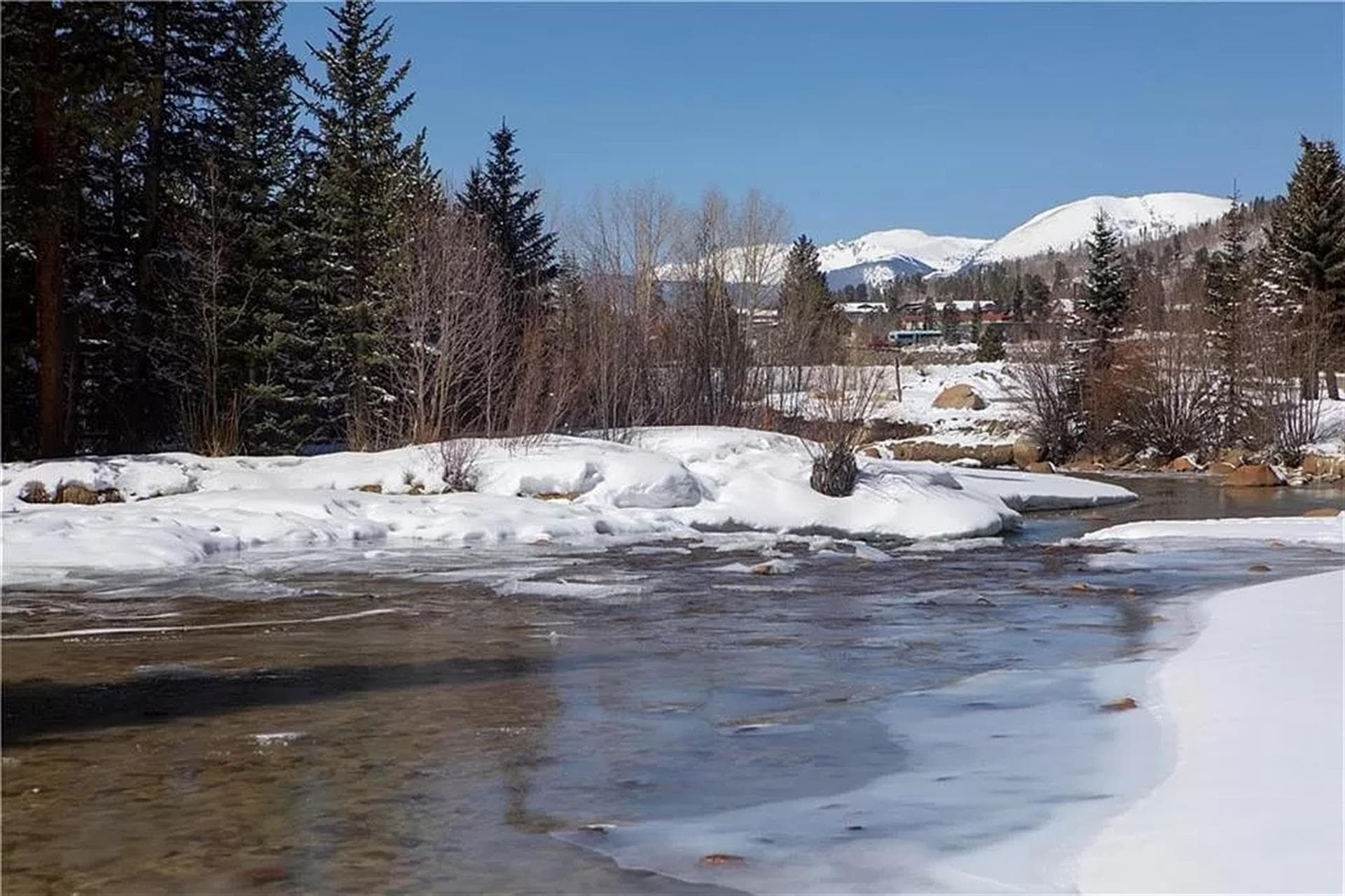 Breezy Meadow - Image 19