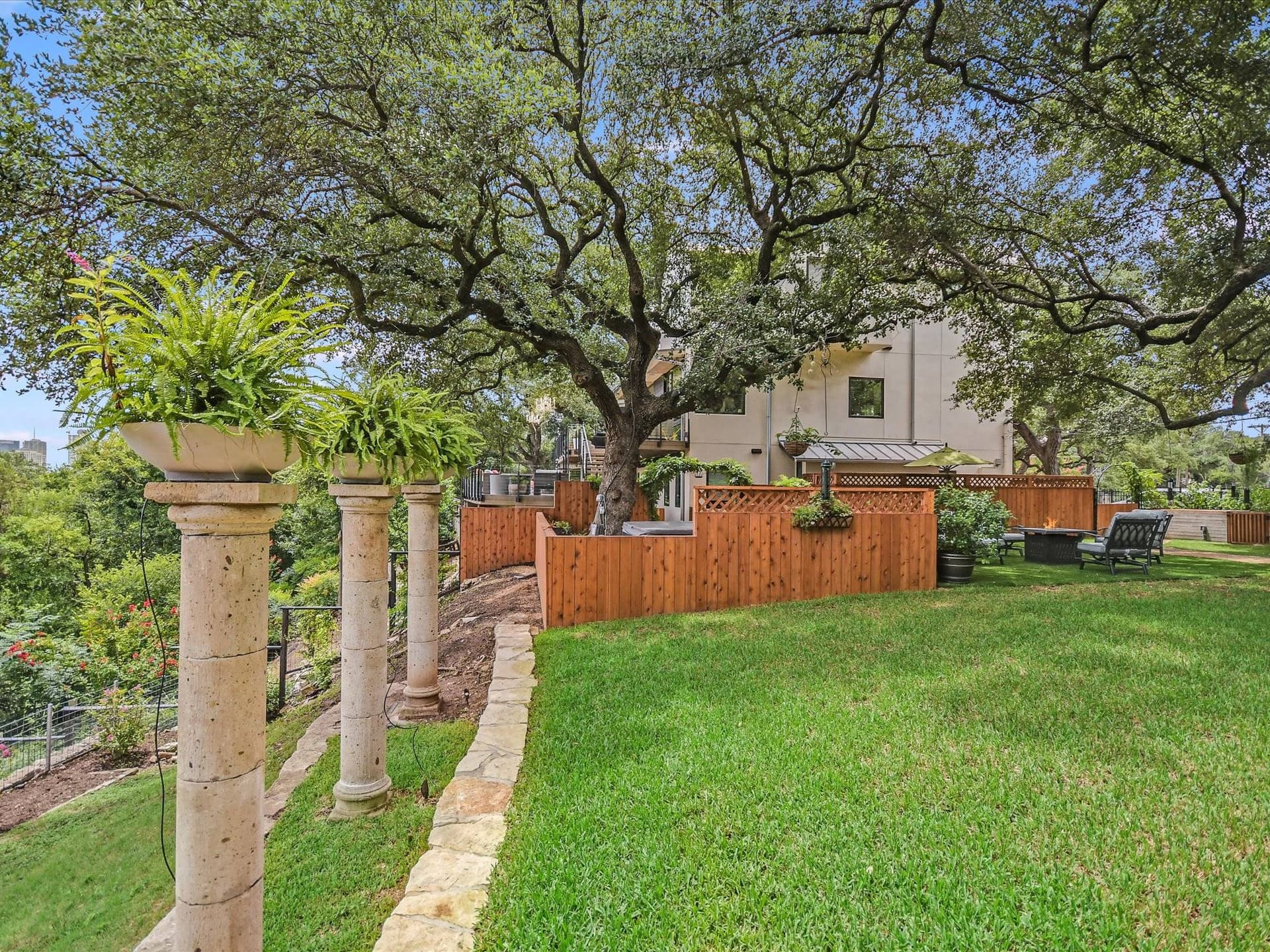 Capitol View Estate - Image 48