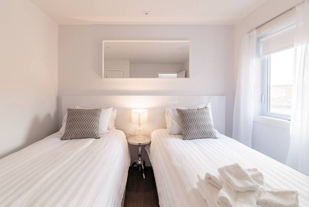 Royal Home - Image 24