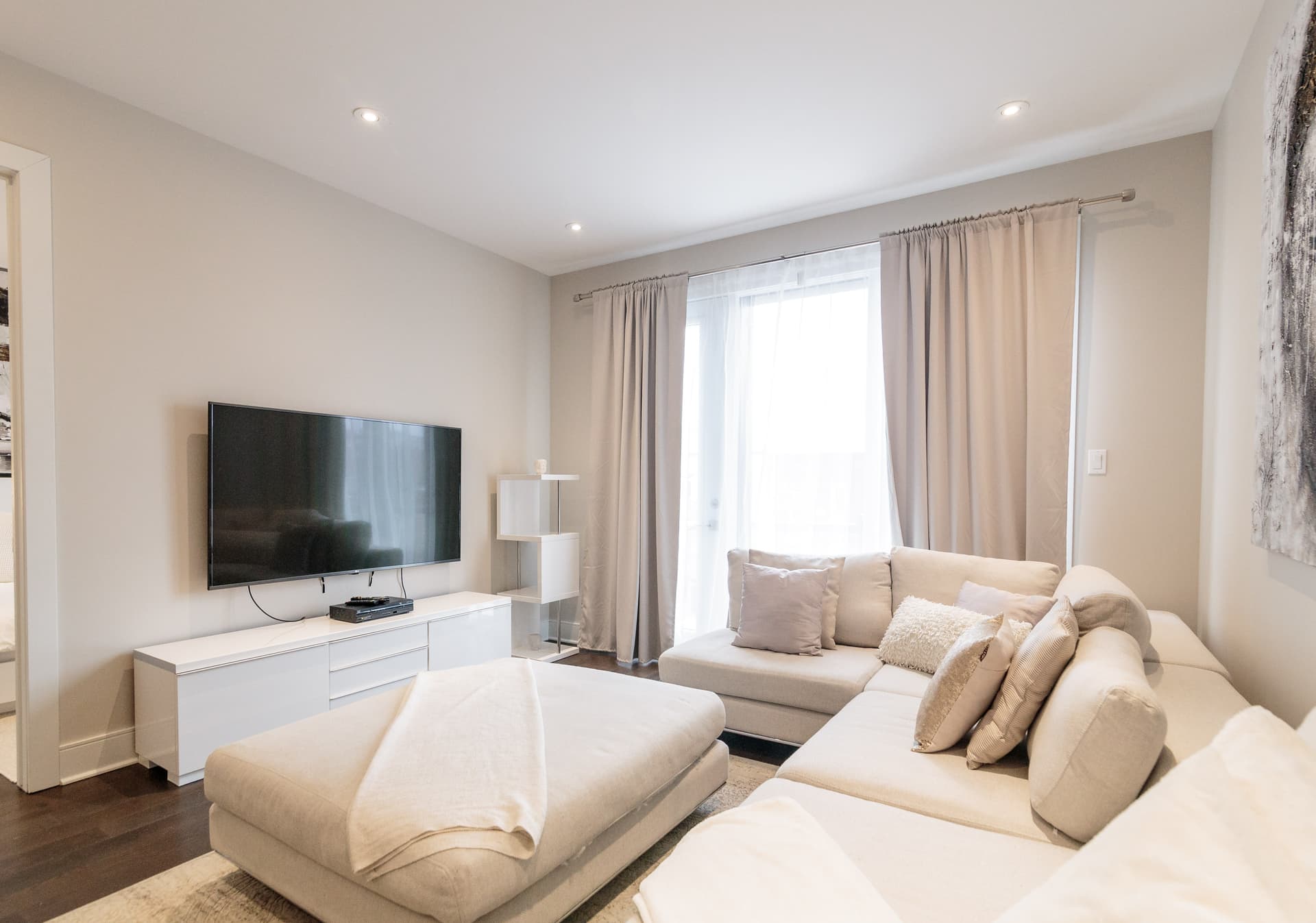 Clock House - Image 40