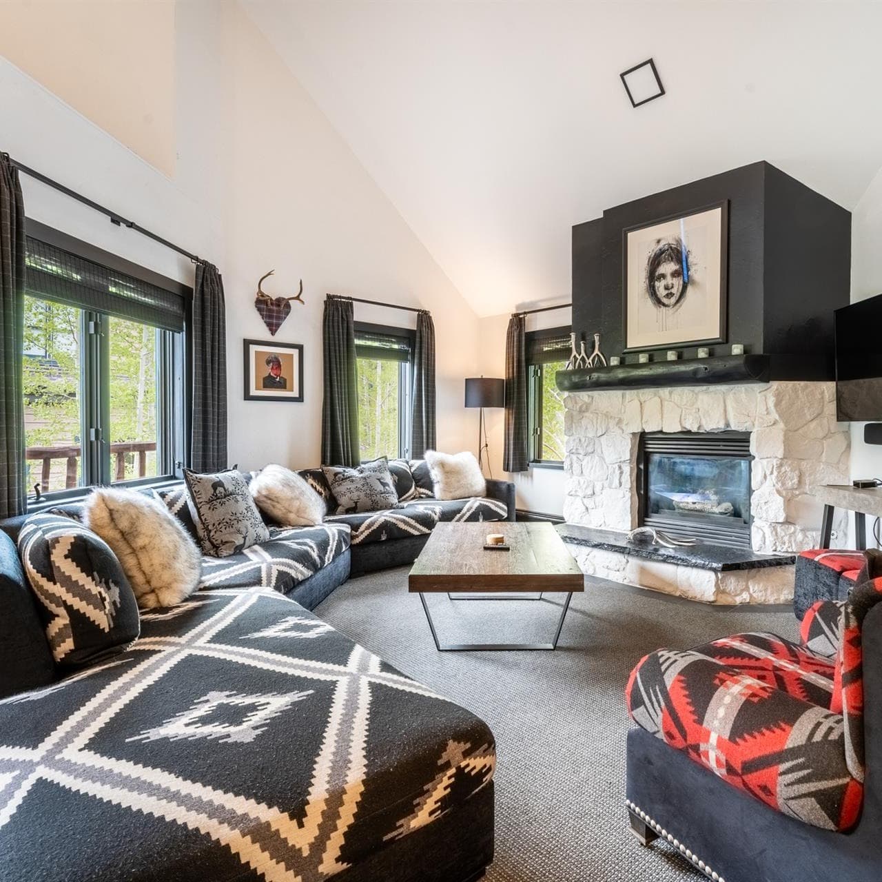 Arapahoe Residence - Image 1