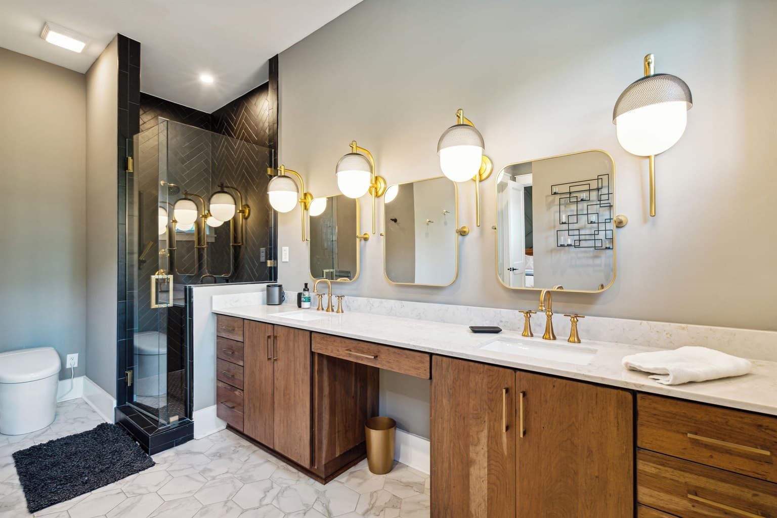 Beach Please - Image 14