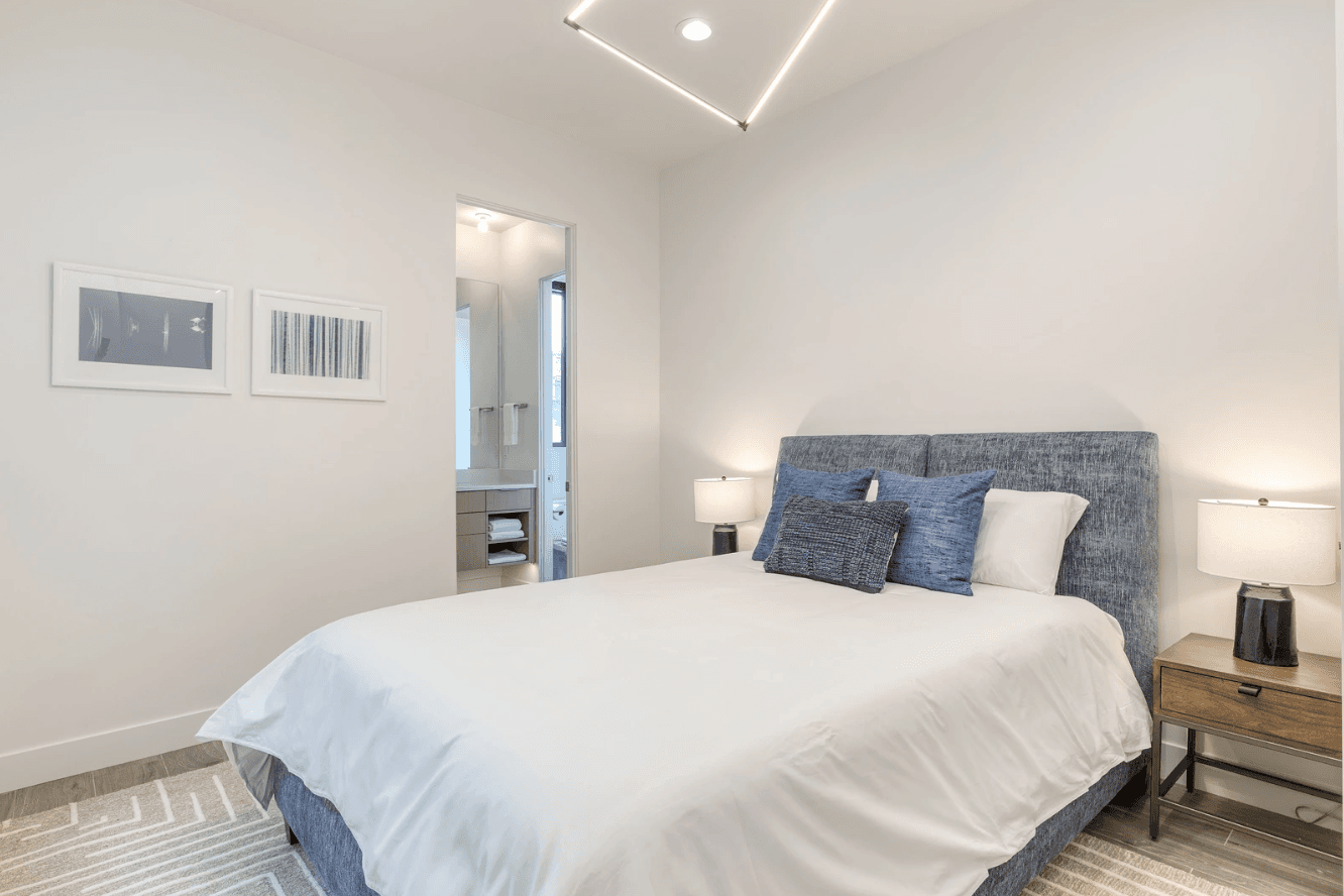 Mountain Lover - Image 32