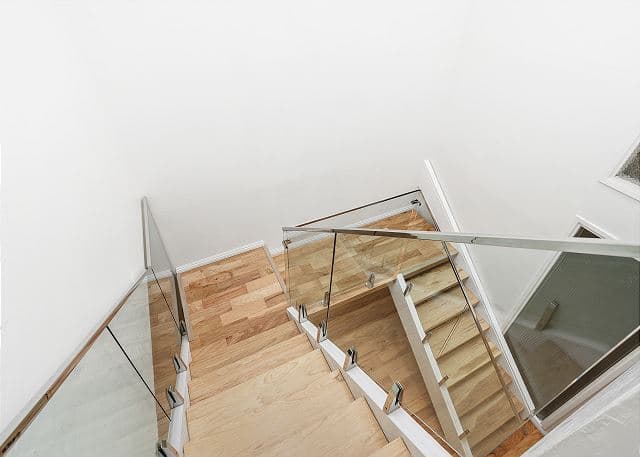 Shore O'Clock - Image 19