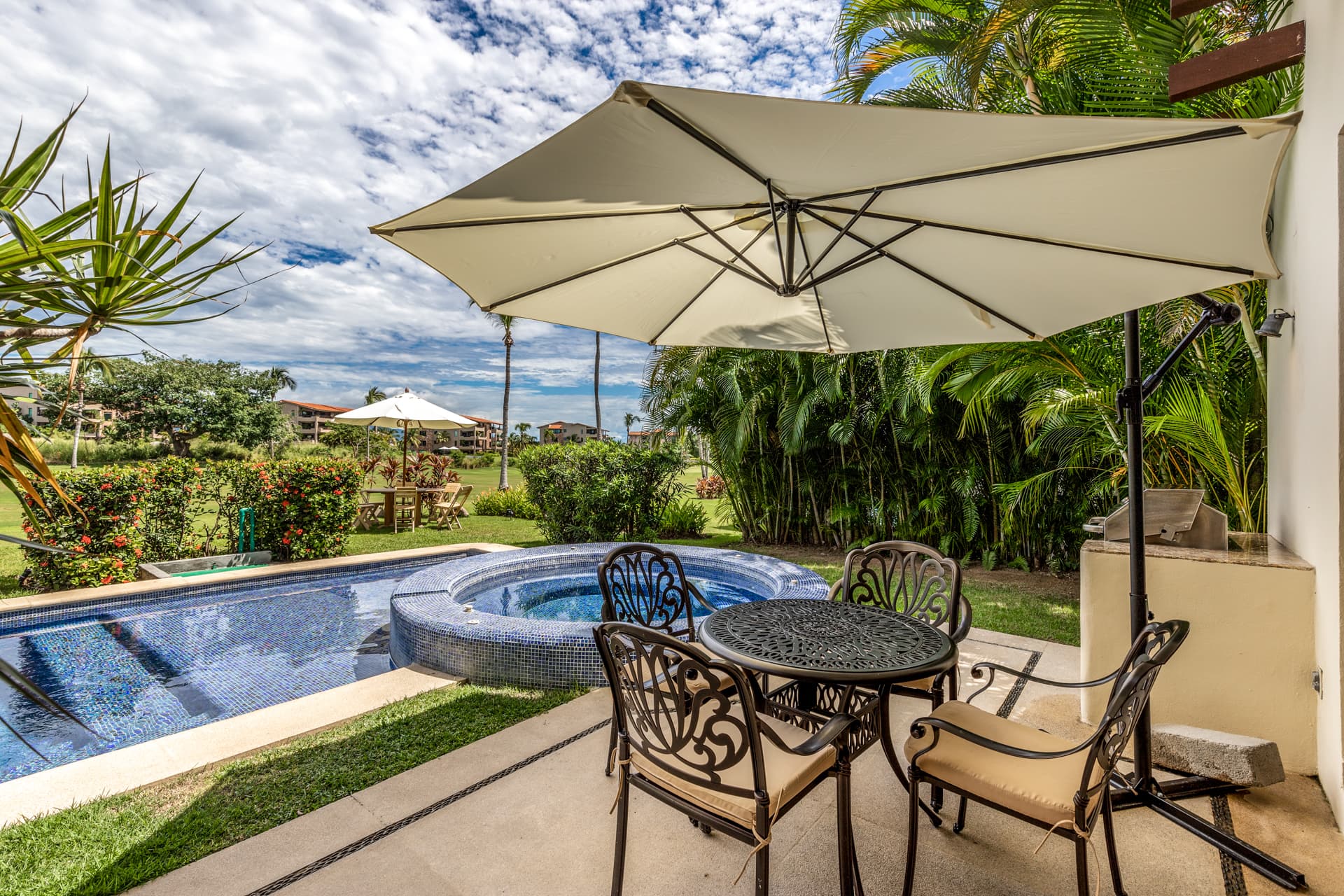 La Serenata #3 - Image 55