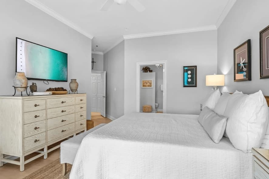 Grovey by the Sea - Image 13