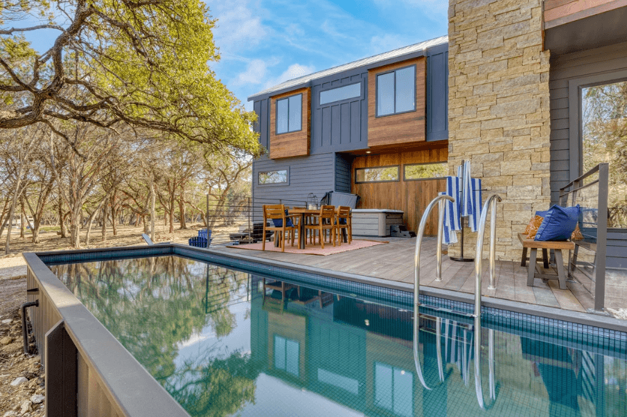 Maverick Place - Image 2