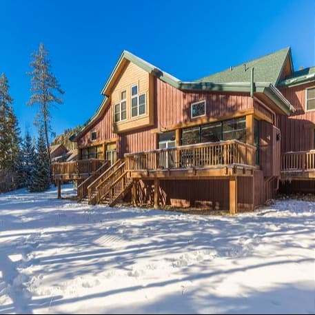 Summit Ridge Retreat