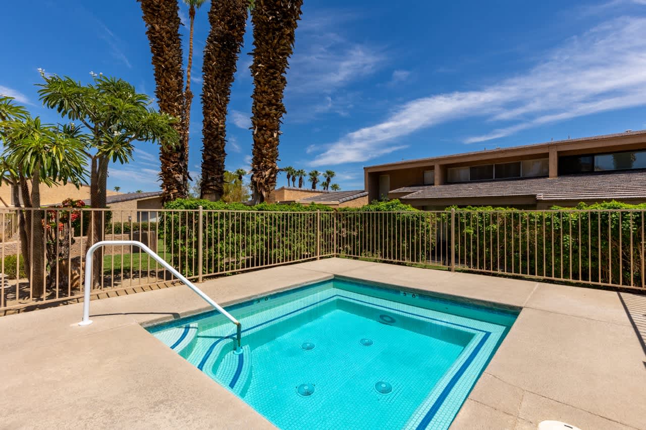 Desert Flower Condo - Image 34