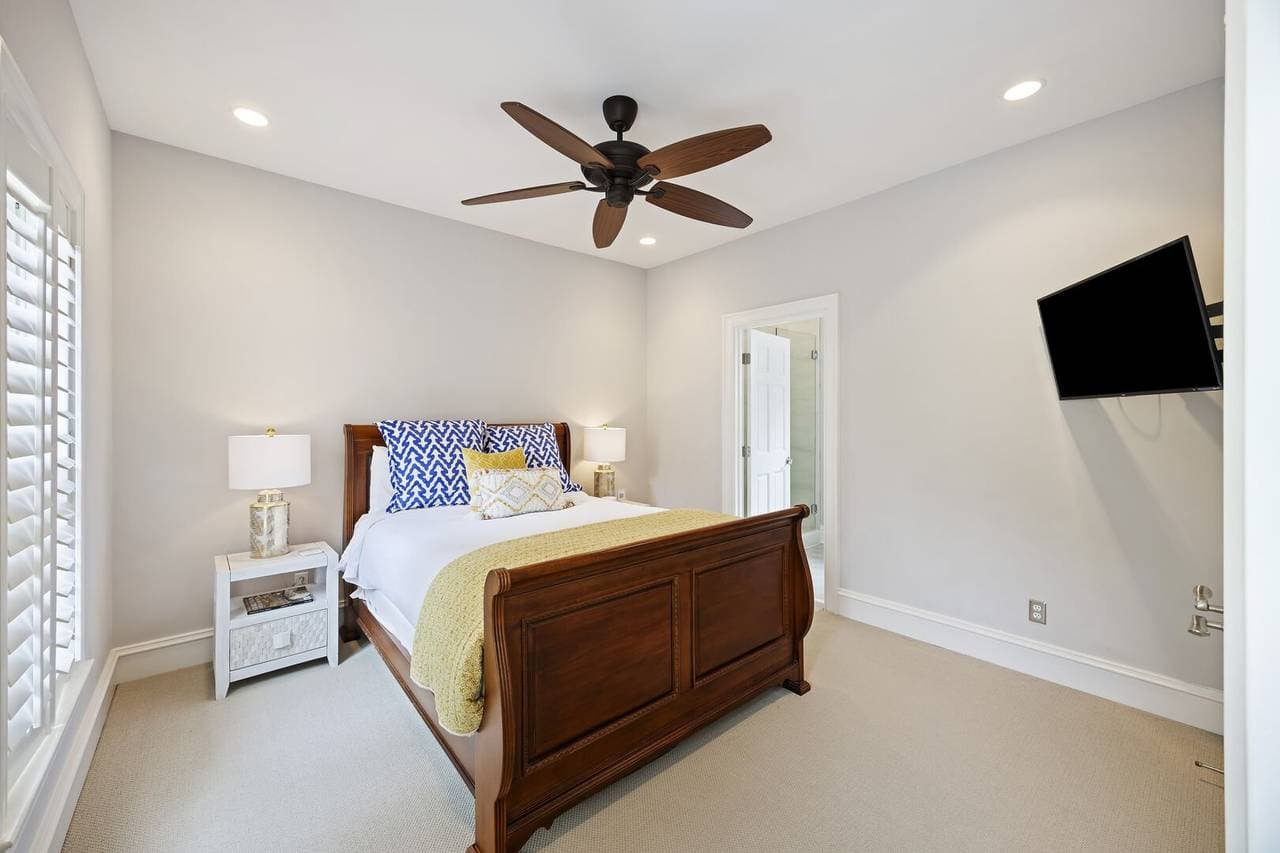 Curlew Court - Image 17