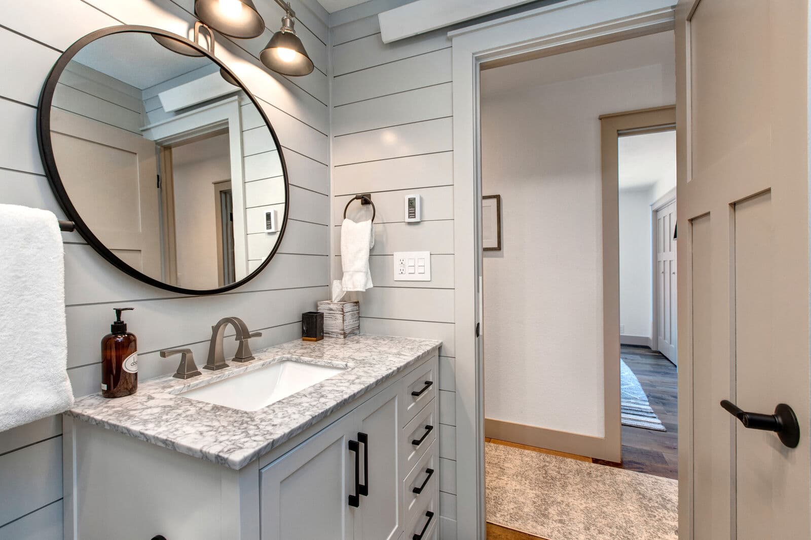 Teewinot Home - Image 33