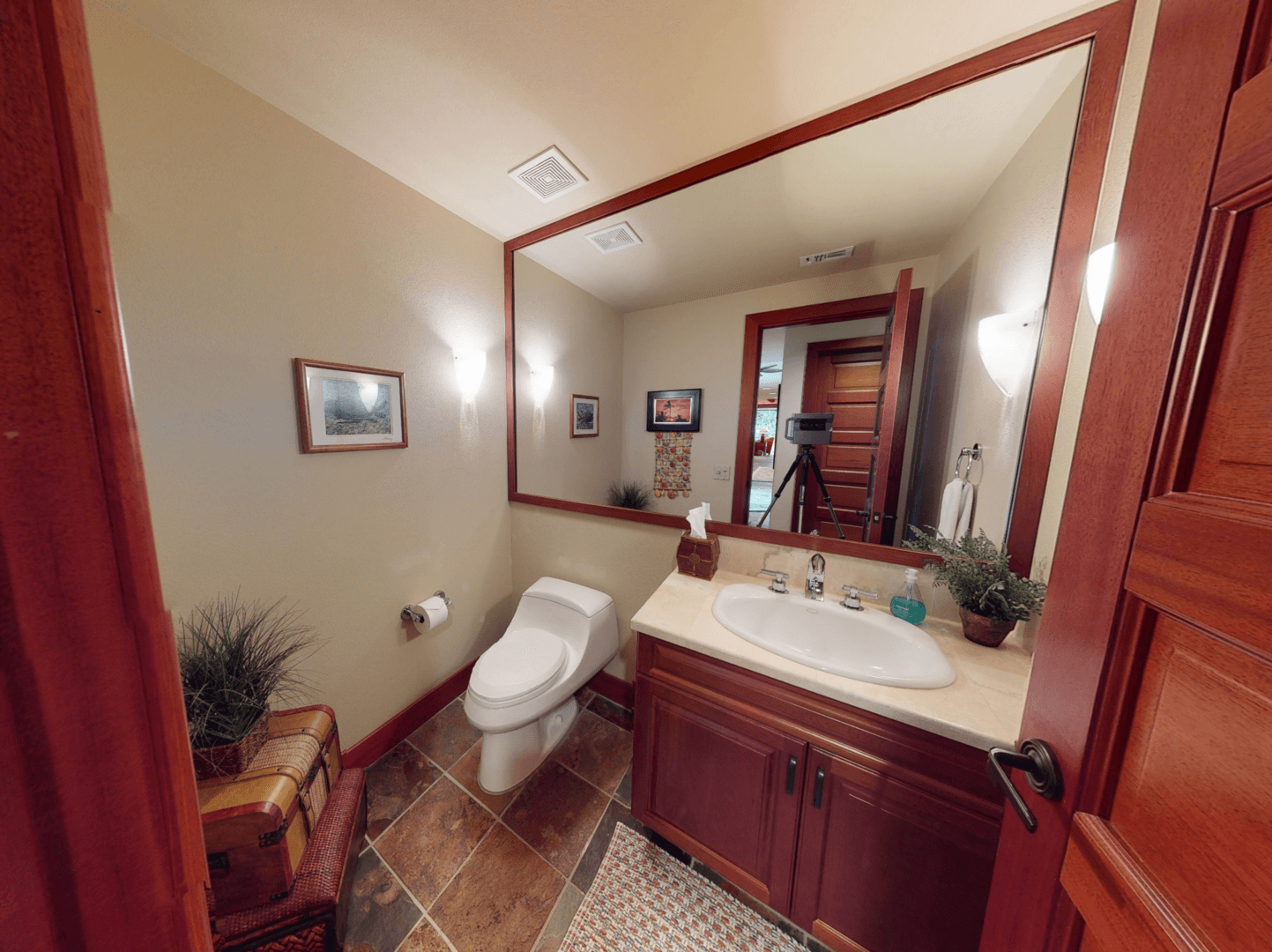 Hale Kanani - Image 22