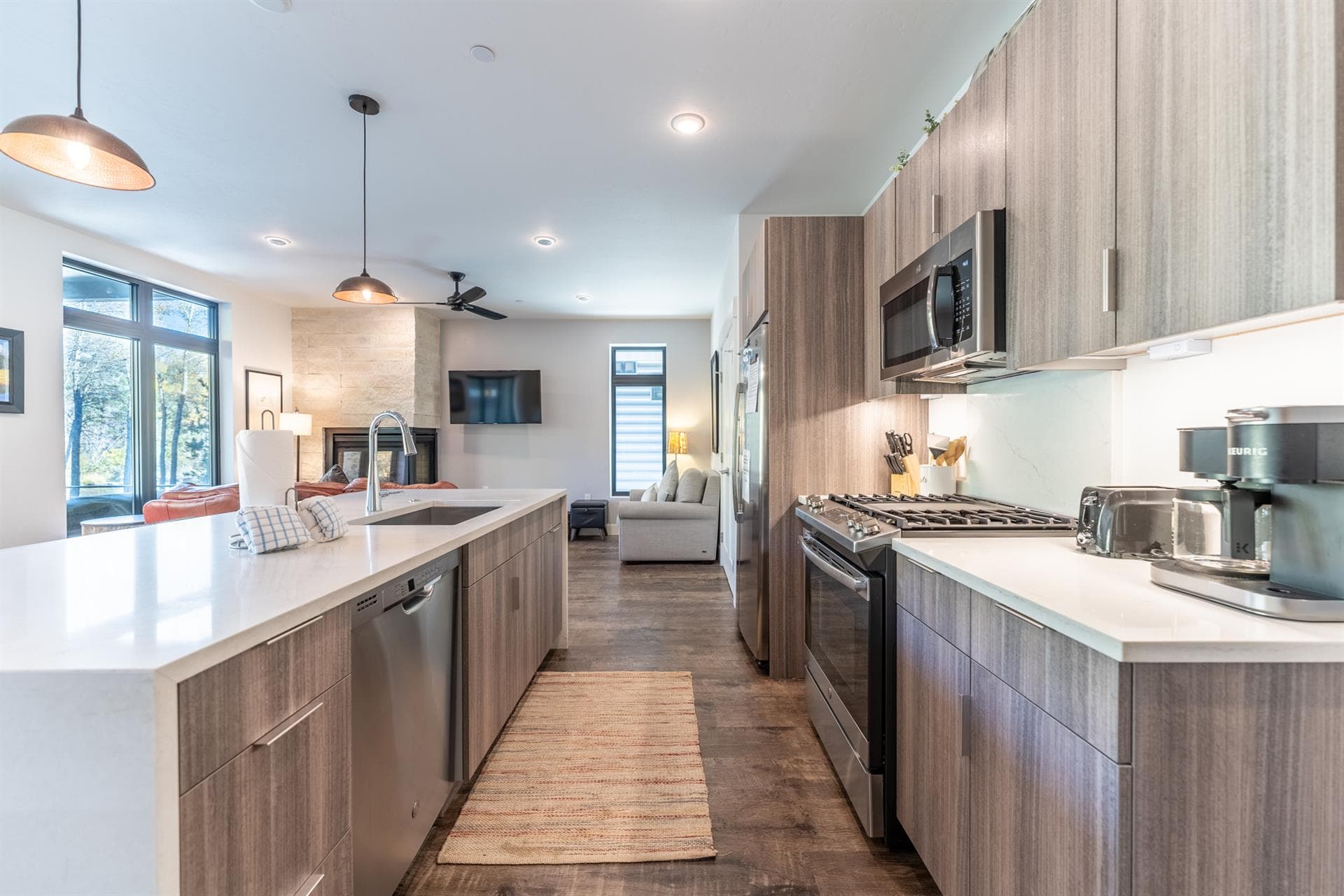 River West Residence - Image 2