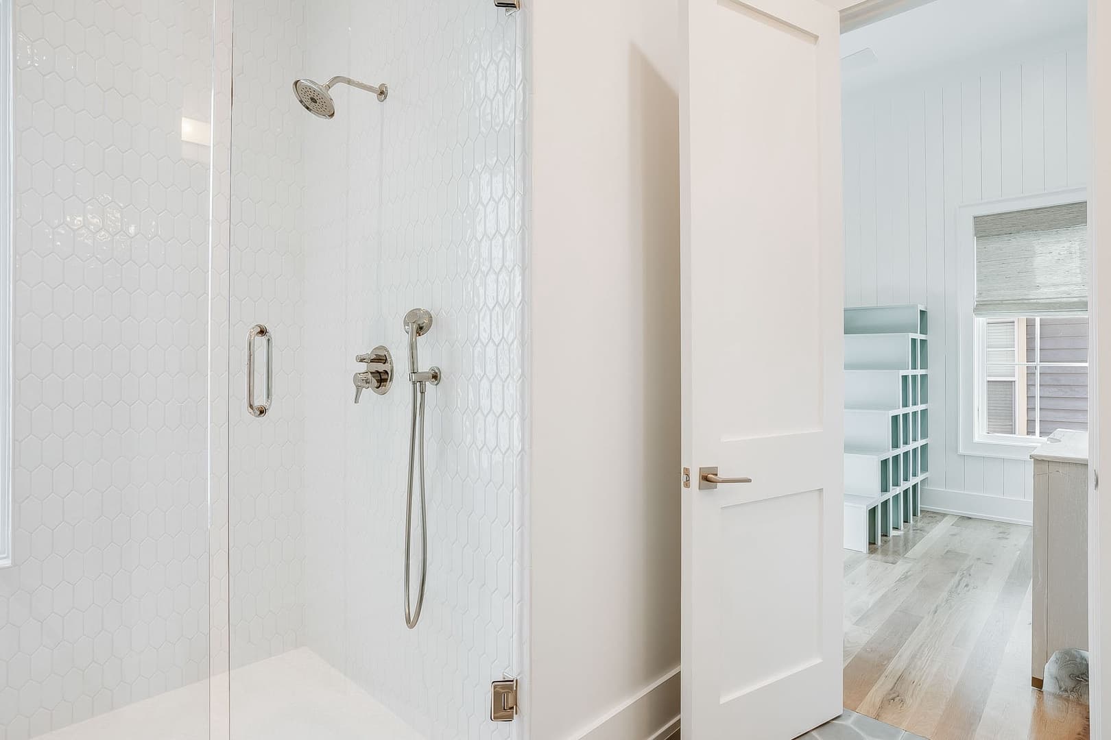 Coastal Comfort - Image 49