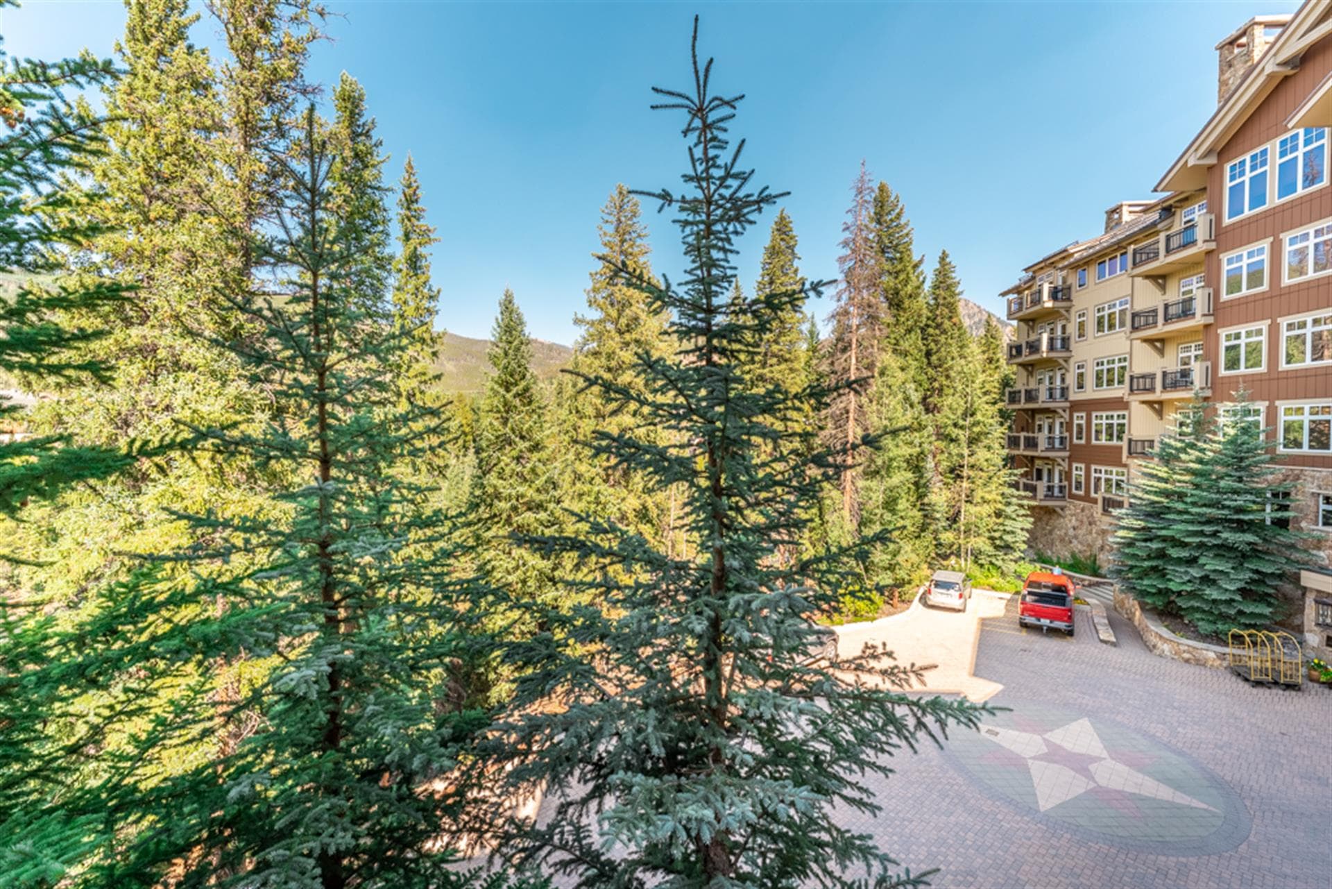 Dreamy Den - Image 11