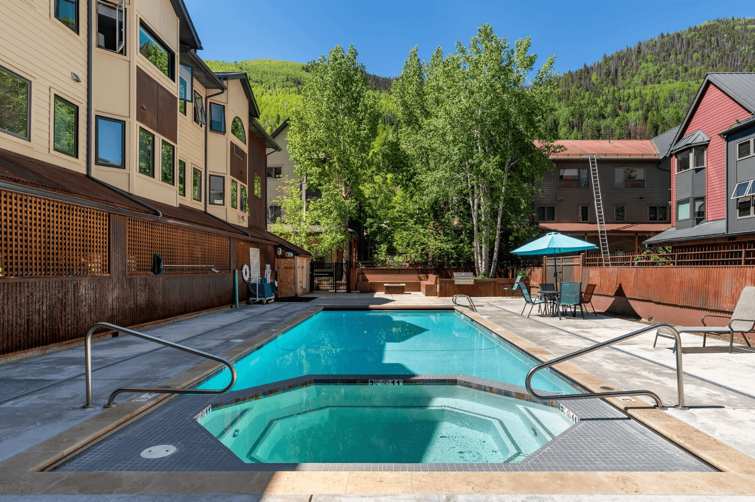 Lulu Residence - Image 26