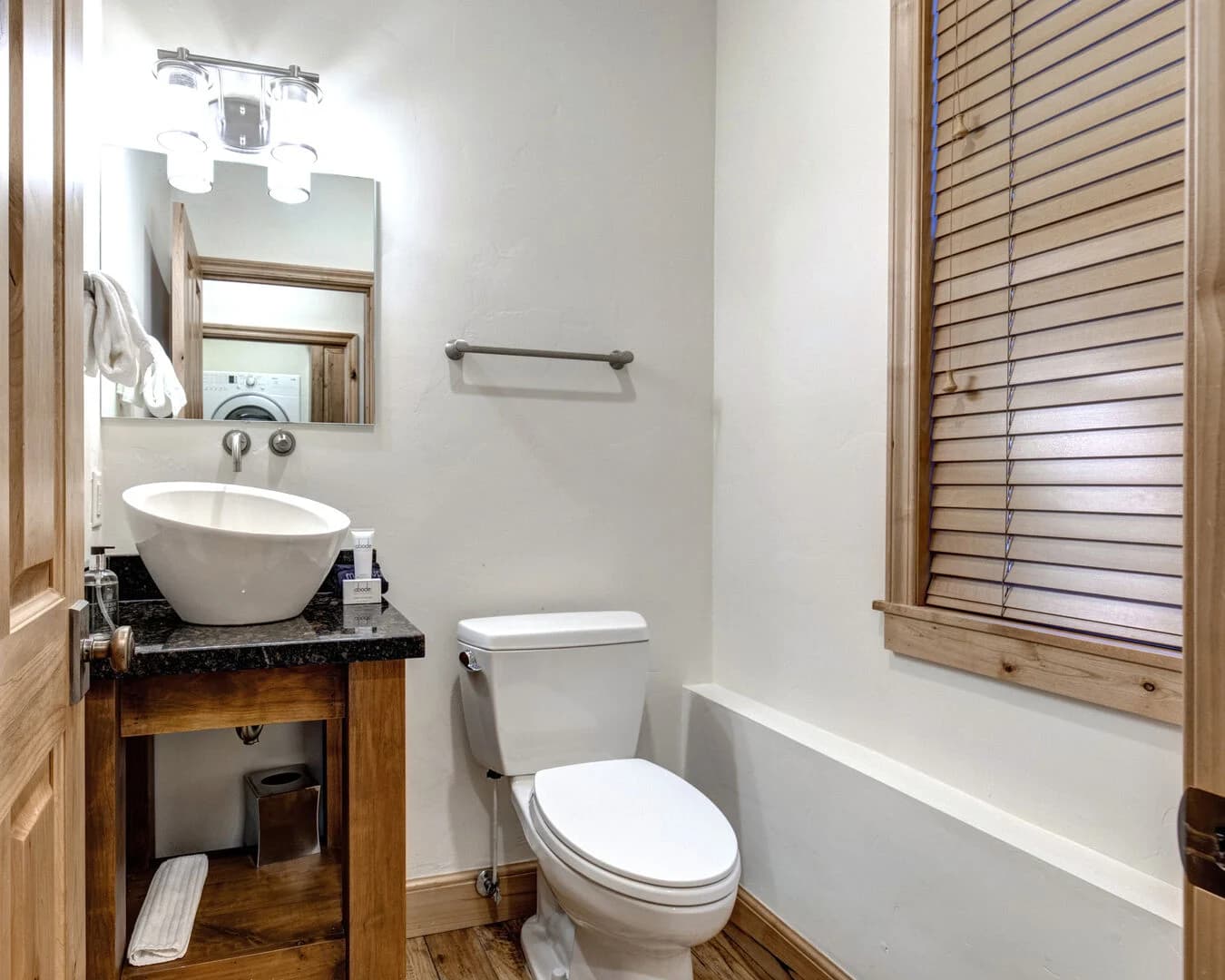 Winter Mooring - Image 21