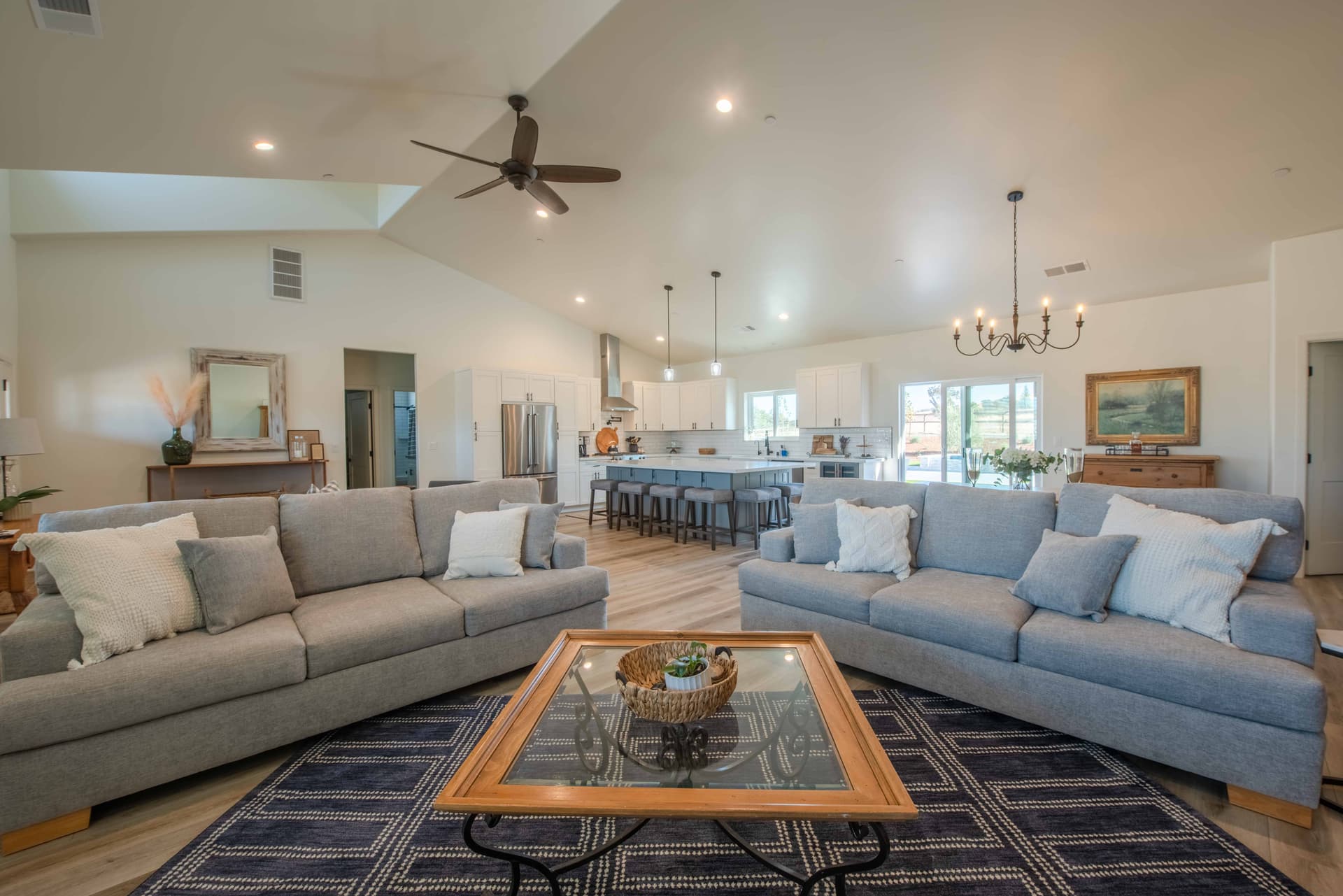 Memory M'Acres Home - Image 2