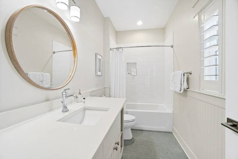 Georgia Peach at the Beach - Image 39