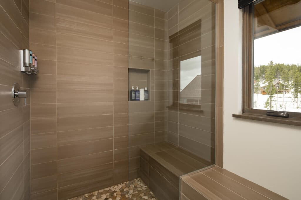 Six Silver Speaks - Image 10