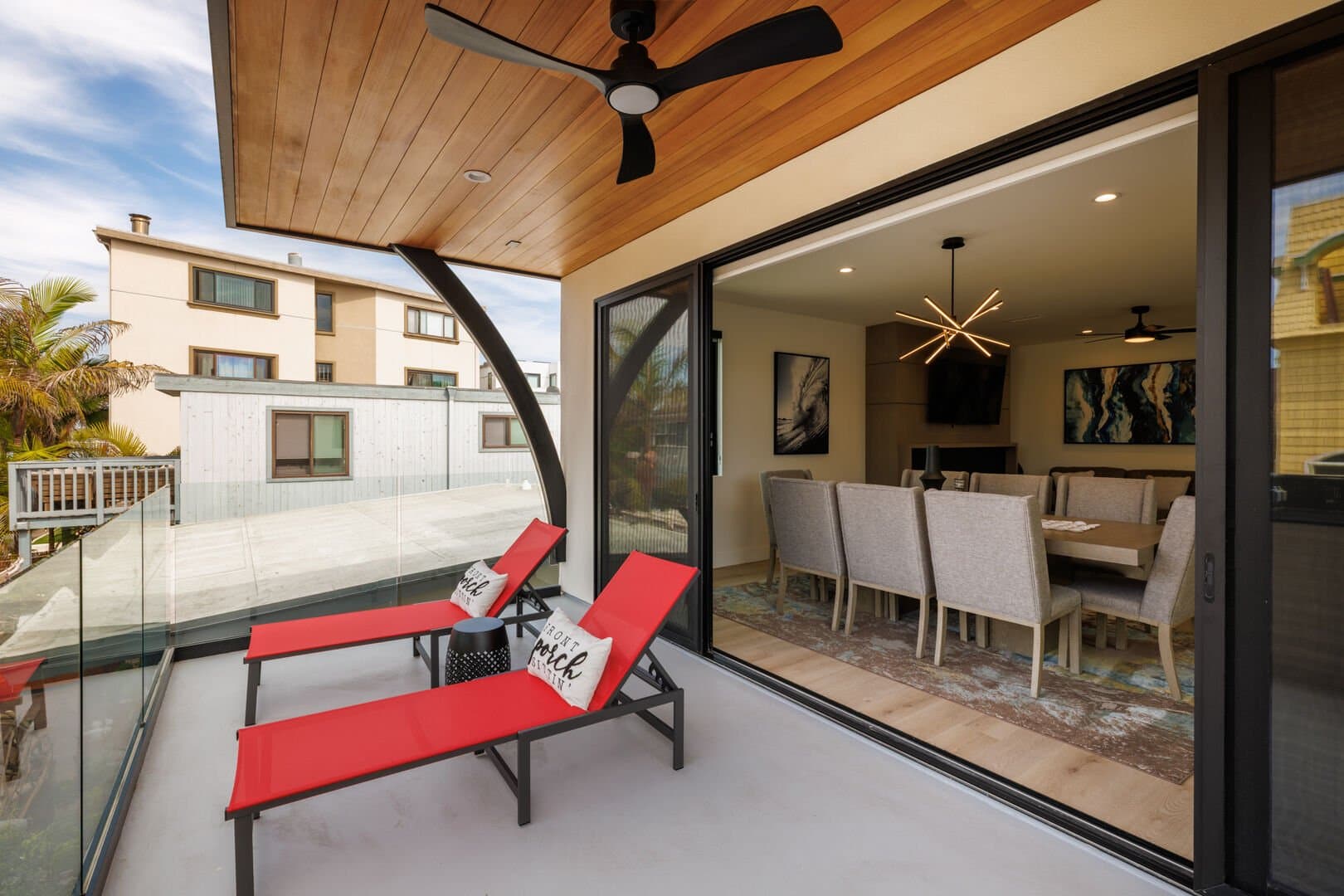 Modern Beach Vibes (Upper) - Image 28