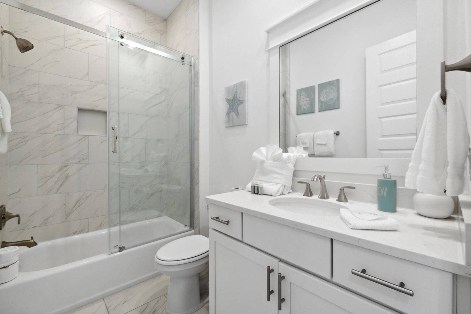 Emerald Waves - Image 15