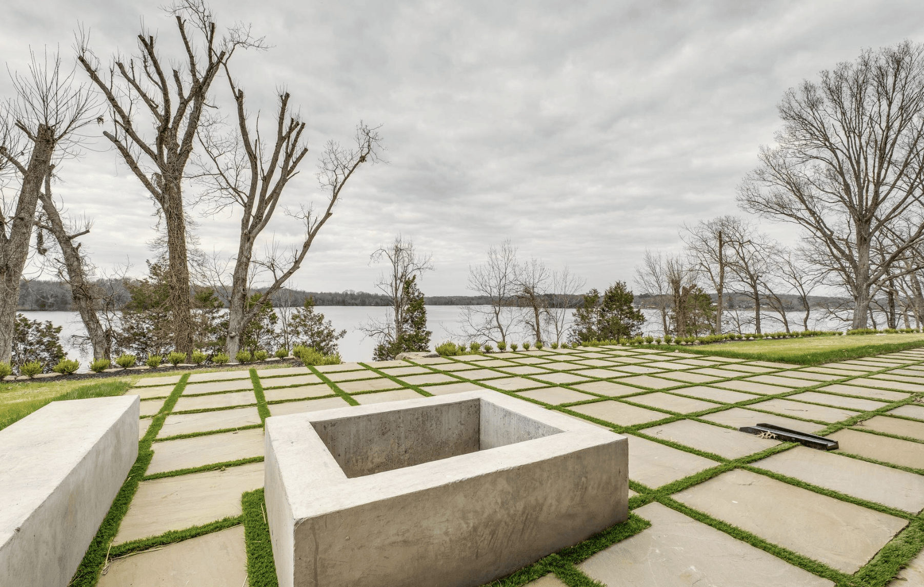 Nashville Lakeside Modern - Image 10