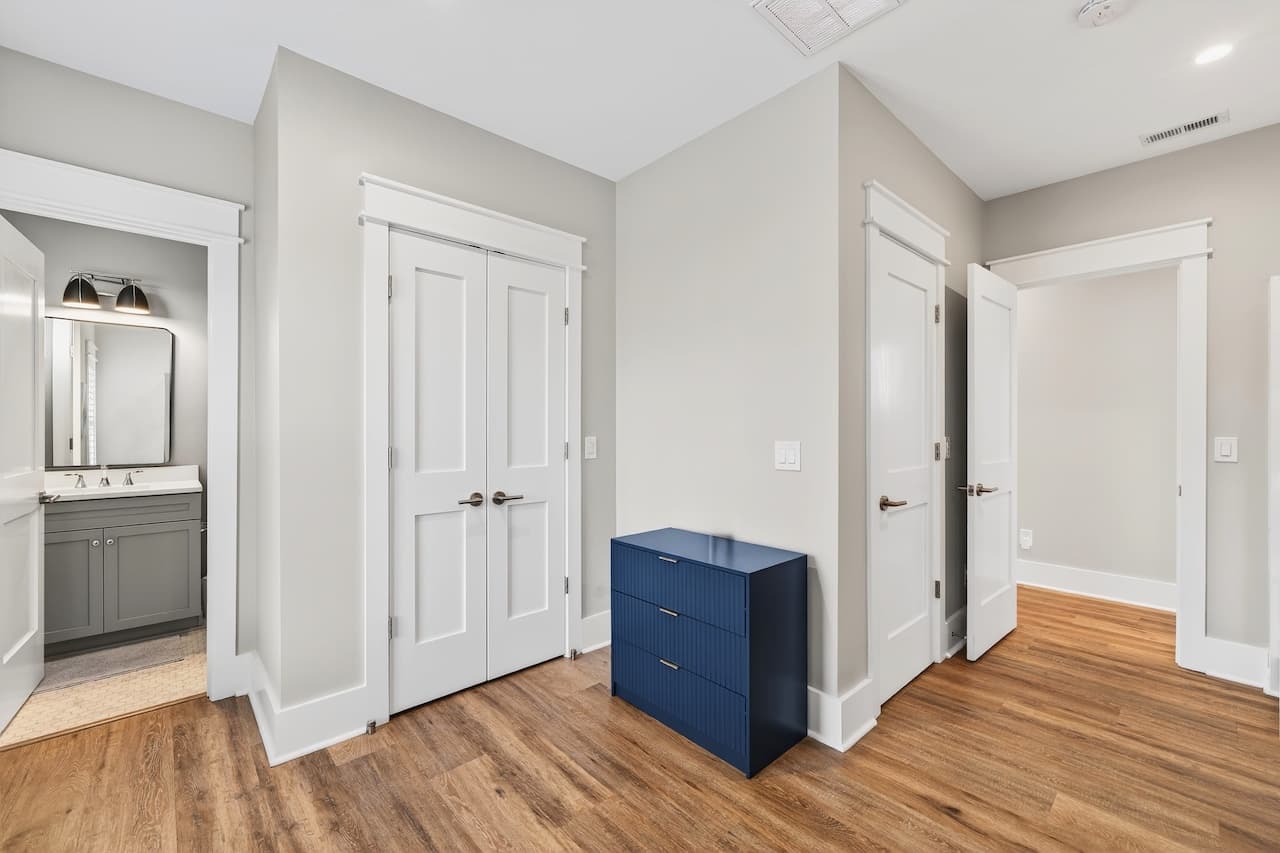 Southern Grace - Image 50