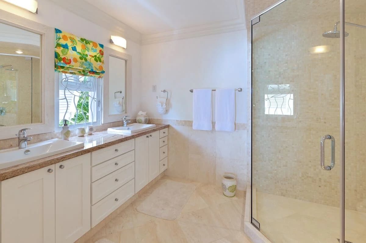 Canary Place - Image 6