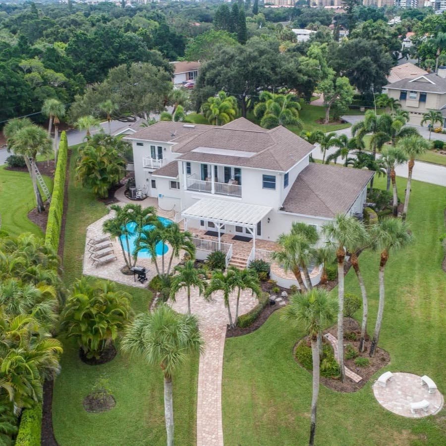 Sun Dial House - Image 1