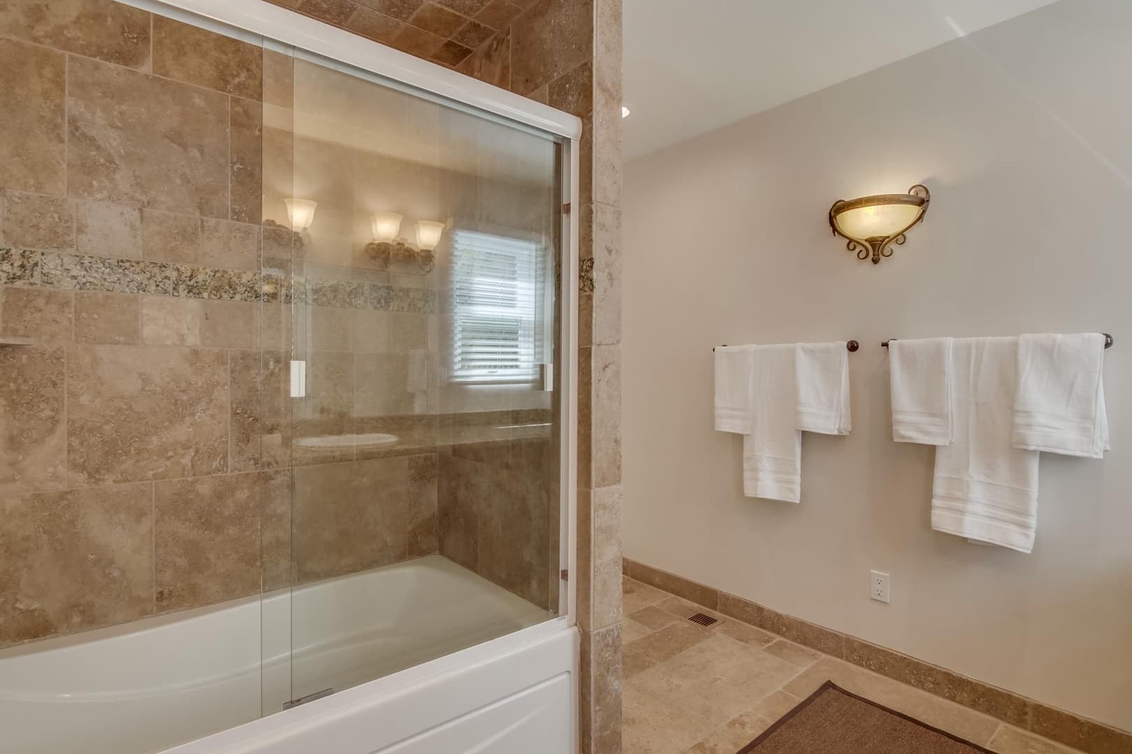 Loring House - Image 27